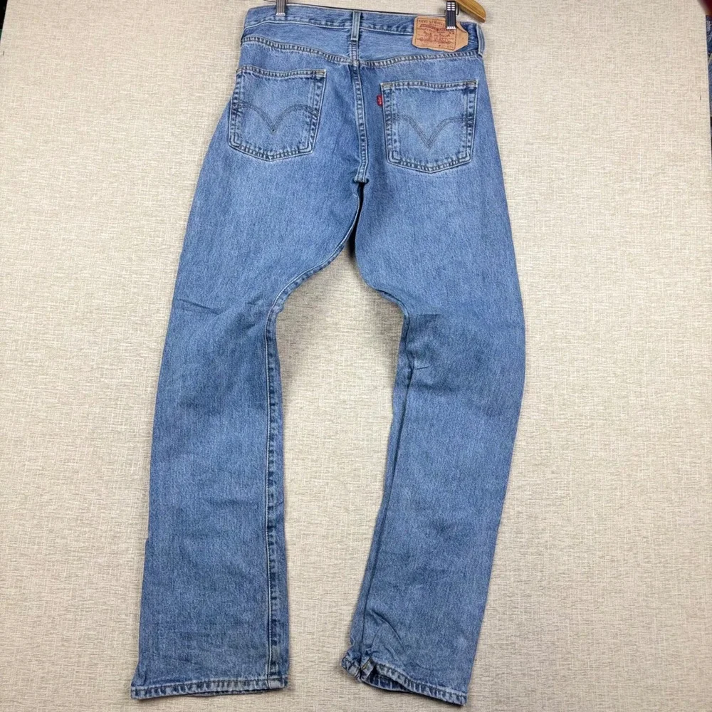 Vintage Levis 501 Jeans Mens 32x34 Original Fit Jeans Light Distress Denim